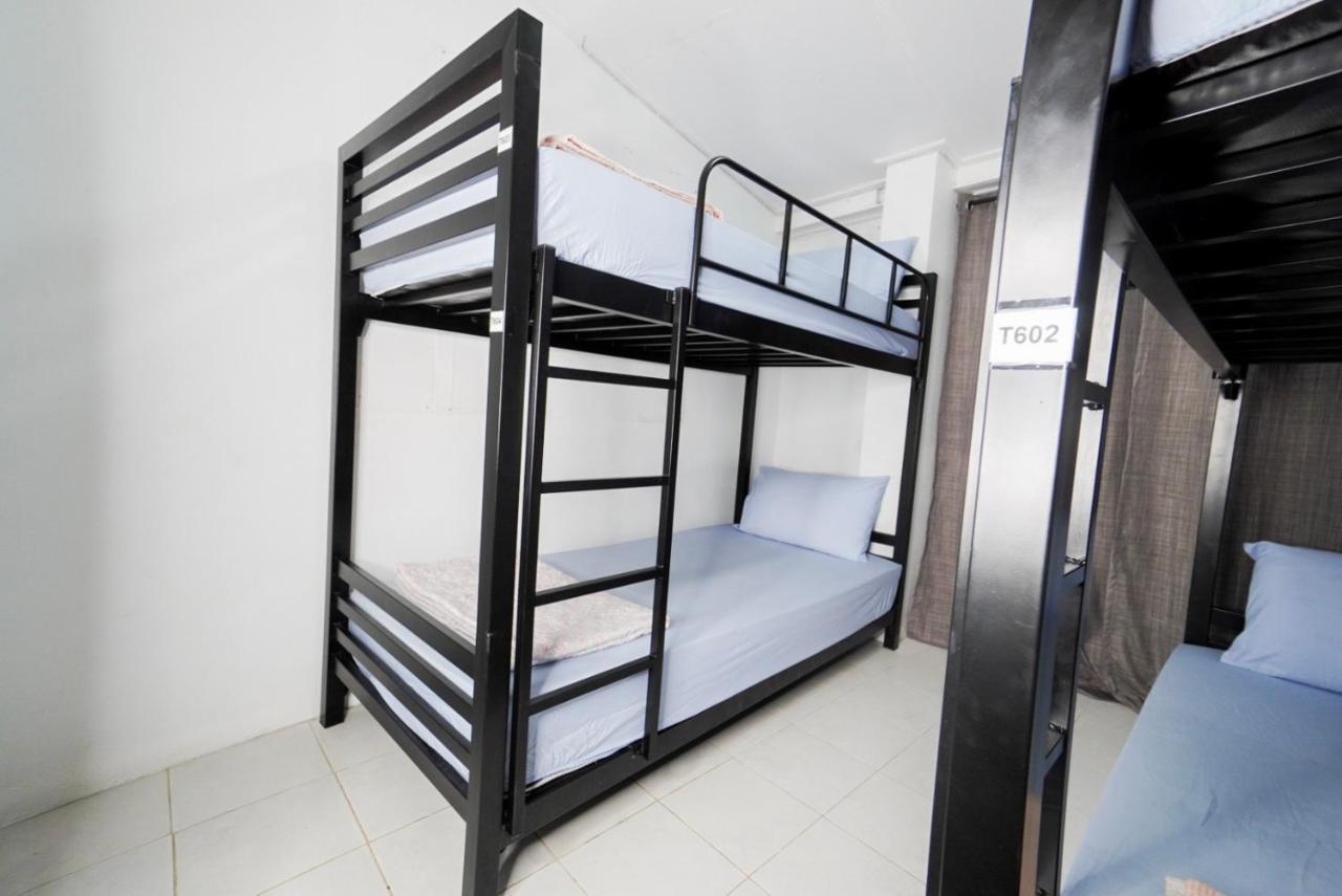 One Trinity Hostel Пханган Экстерьер фото