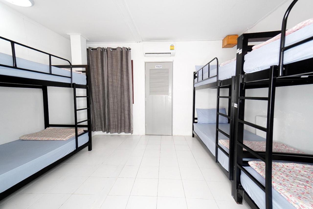 One Trinity Hostel Пханган Экстерьер фото